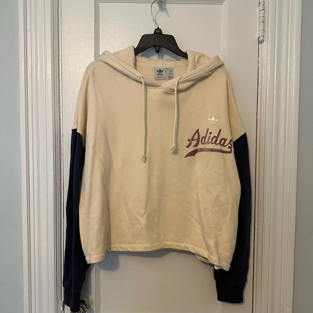 adidas Originals Plus Size Logo Play Hoodie Wonder White / Shadow Navy XL NWOT - Picture 3 of 7